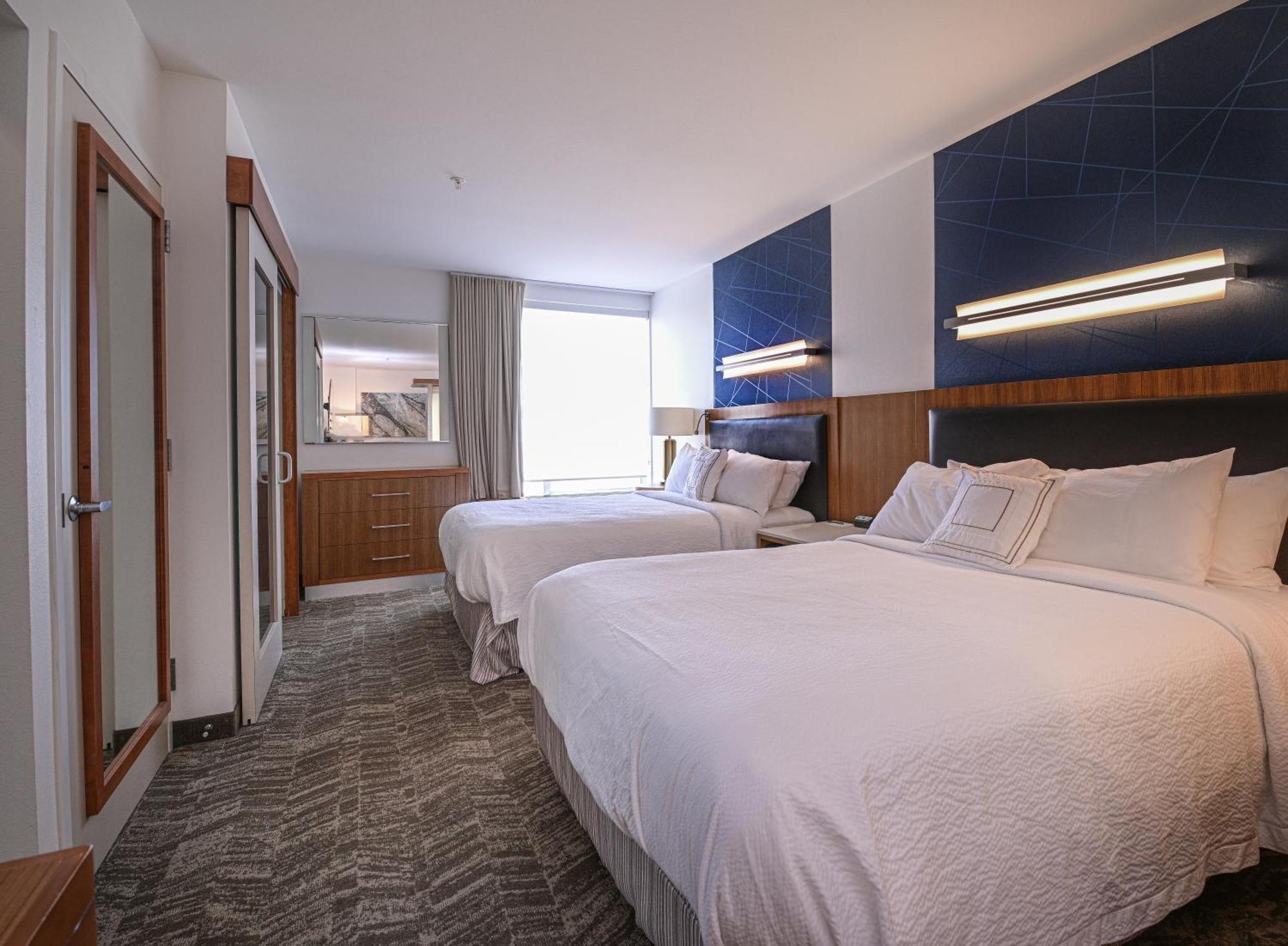 Springhill Suites By Marriott Гранд-Форкс Экстерьер фото